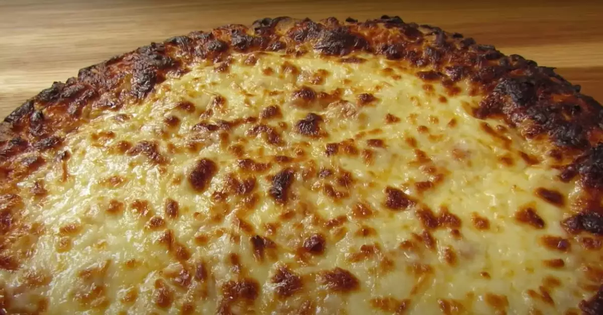 How to Make Frozen Pizza Crust Crispy